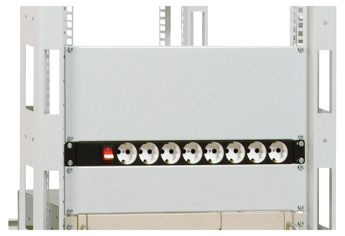 Фальшпанель в шкаф 19" 2U