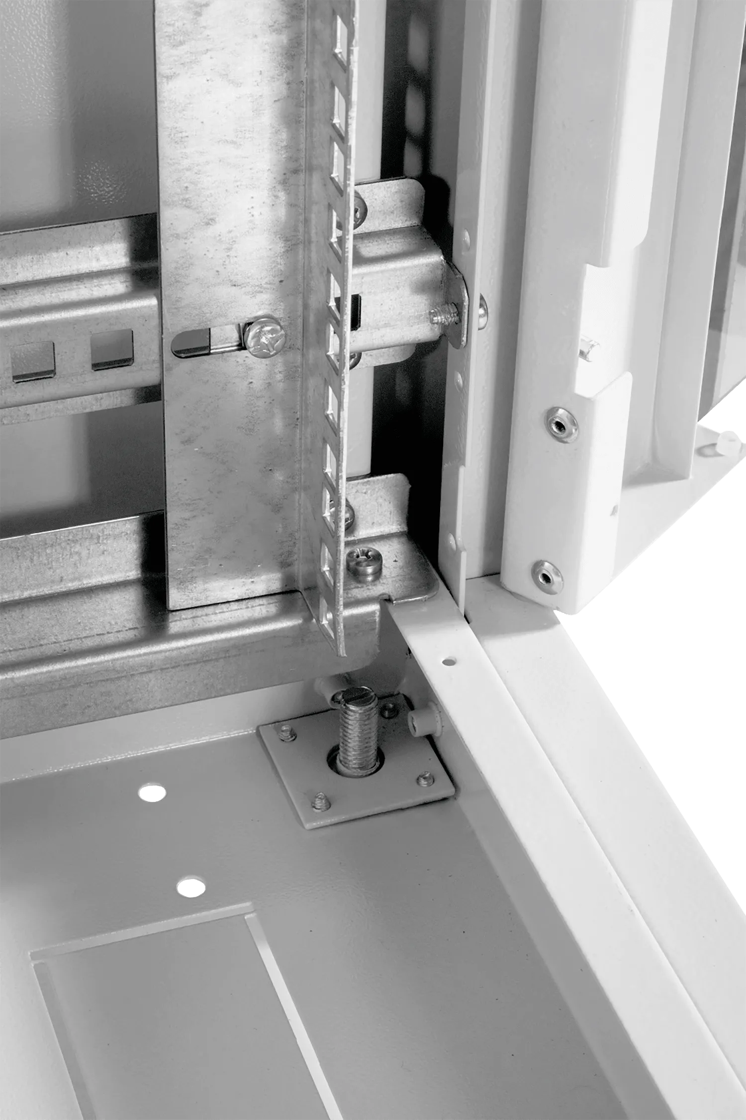 Шкаф телекоммуникационный напольный ЭКОНОМ 48U (600 × 1000) дверь стекло, дверь металл