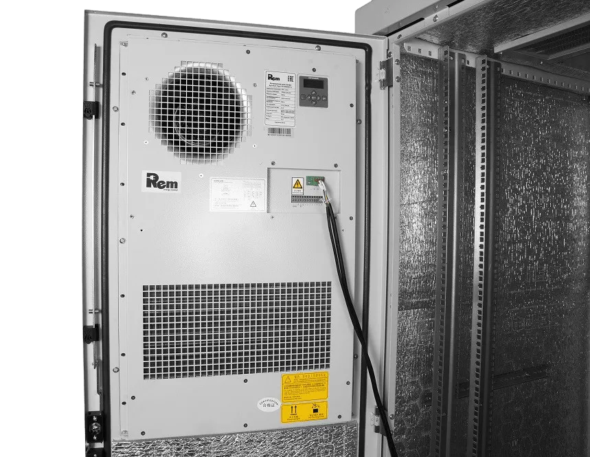 Шкаф уличный всепогодный напольный  18U (Ш700 × Г600), компл. ТК с контр. MC3 и датчиками