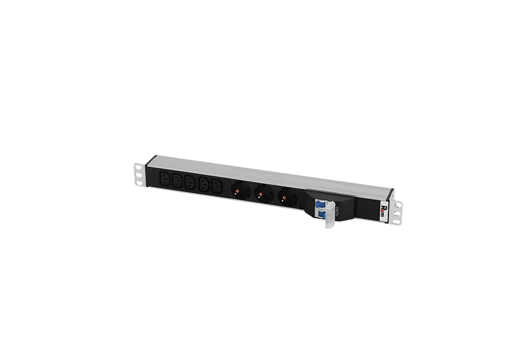 Блок розеток Rem-32 с авт., 3 Sсhuko, 5 IEC 60320 C13, 32А, алюм., 19", колодка Блок розеток Rem-32 с авт., 3 Sсhuko, 5 IEC 60320 C13, 32А, алюм., 19", колодка