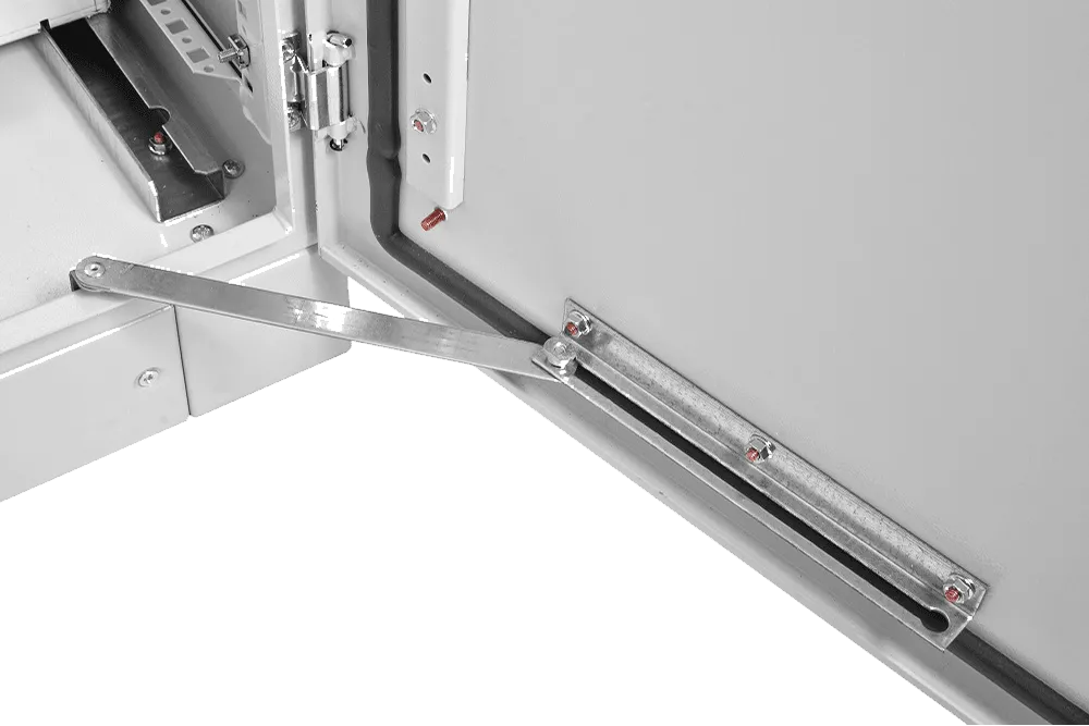 Отдельный электротехнический шкаф IP55 в сборе (В1800×Ш1200×Г400) EME с двумя дверьми, цоколь 100 мм Отдельный электротехнический шкаф IP55 в сборе (В1800×Ш1200×Г400) EME с двумя дверьми, цоколь 100 мм