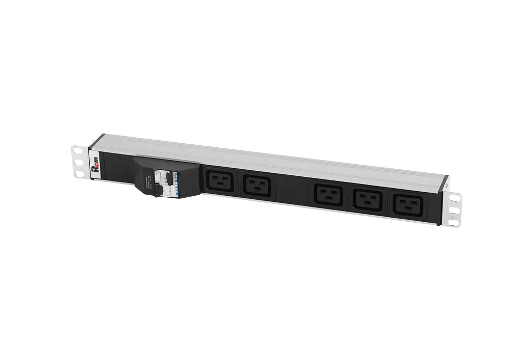 Блок розеток Rem-32 с авт., 5 IEC 60320 C19, 32А, алюм., 19", колодка Блок розеток Rem-32 с авт., 5 IEC 60320 C19, 32А, алюм., 19", колодка