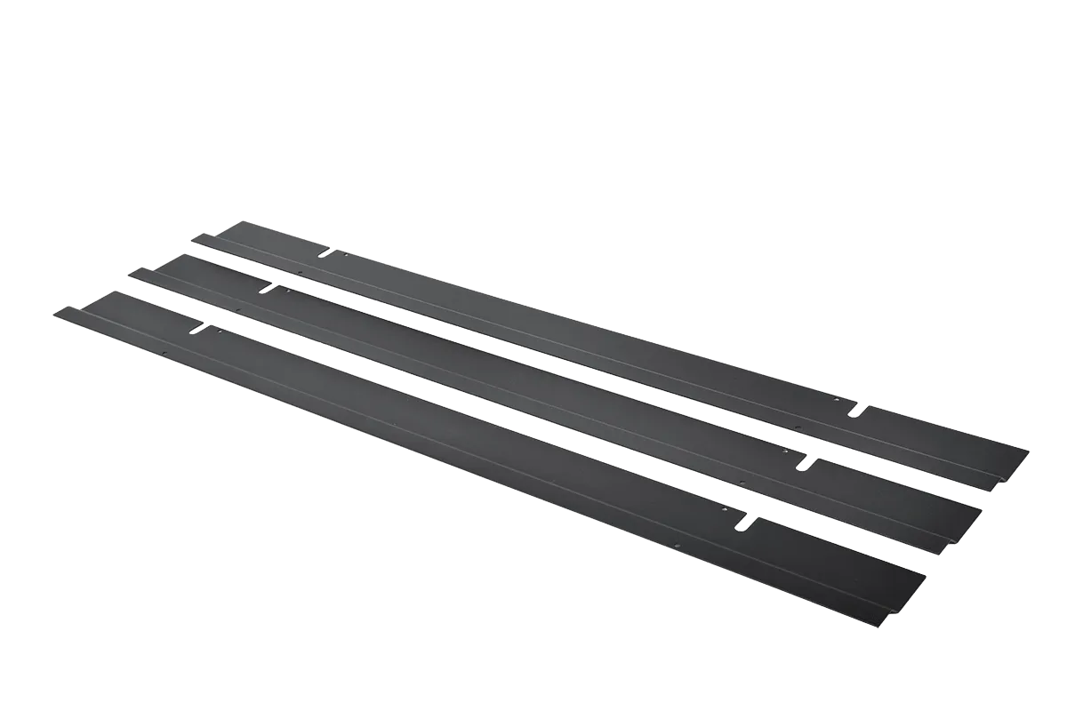 Планка нижняя шириной 800 мм для изоляции зазора от шкафа до пола, 10 шт