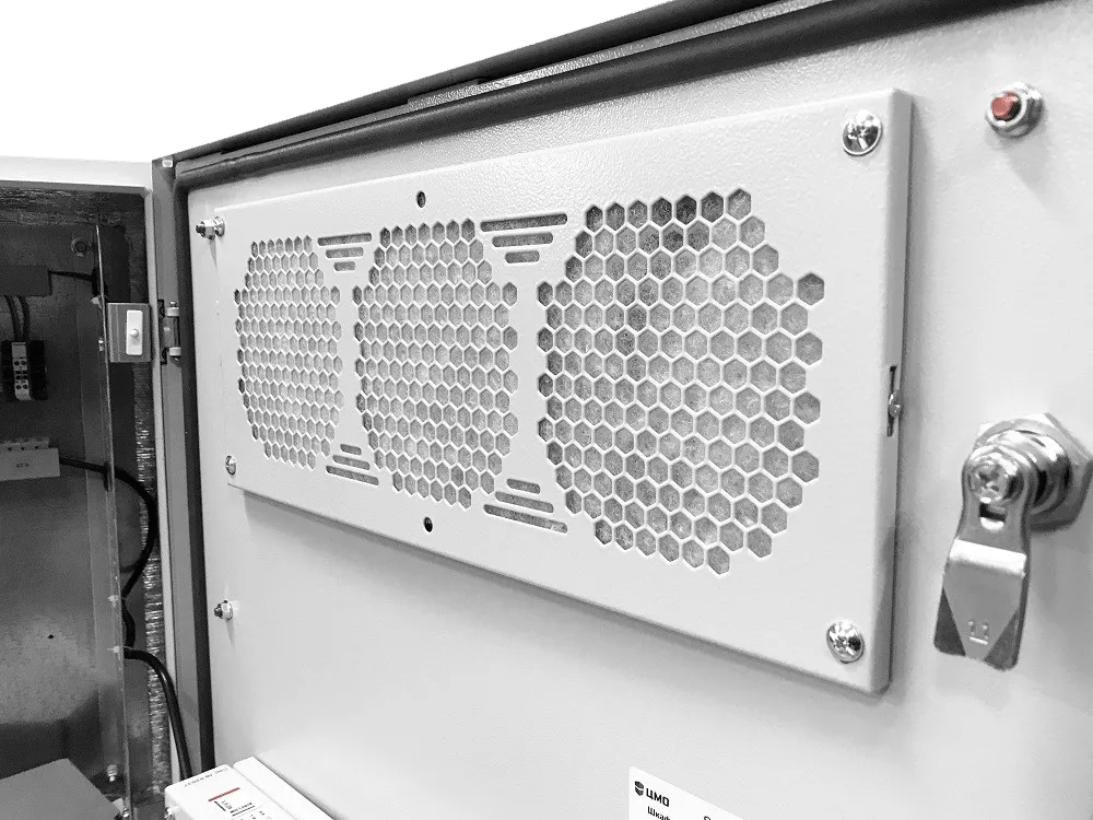 Шкаф уличный всепогодный настенный укомпл. 12U (Ш600 × Г300), нерж. сталь, комплектация Т1-IP54/55