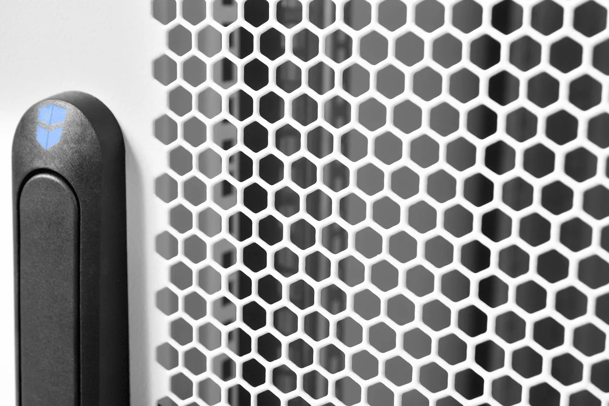 Шкаф серверный напольный 27U (600 × 800) дверь перфорированная 2 шт.