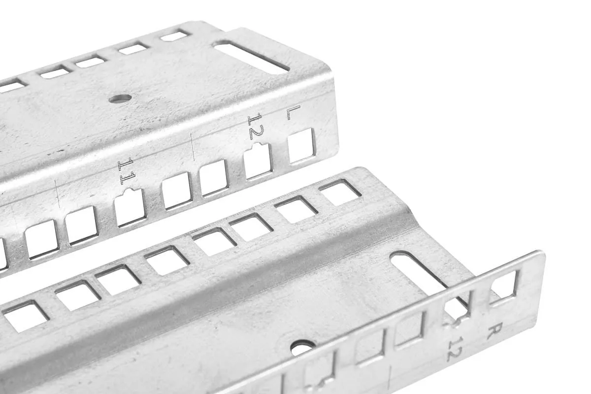 Комплект юнитовых направляющих (2 шт) для шкафов серии ШТВ-1/2 высотой 18U