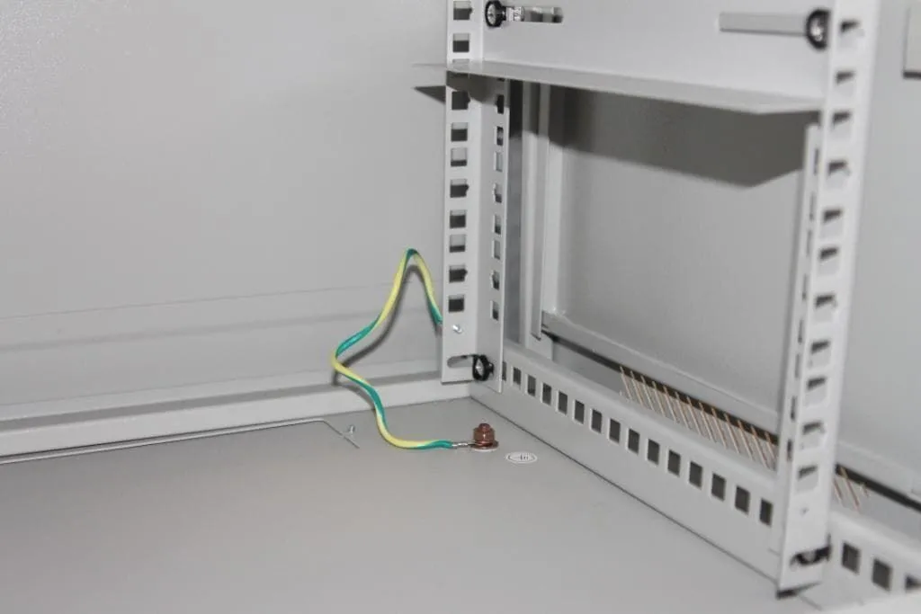 ARMS - 6U 600 ARMS - 6U 600