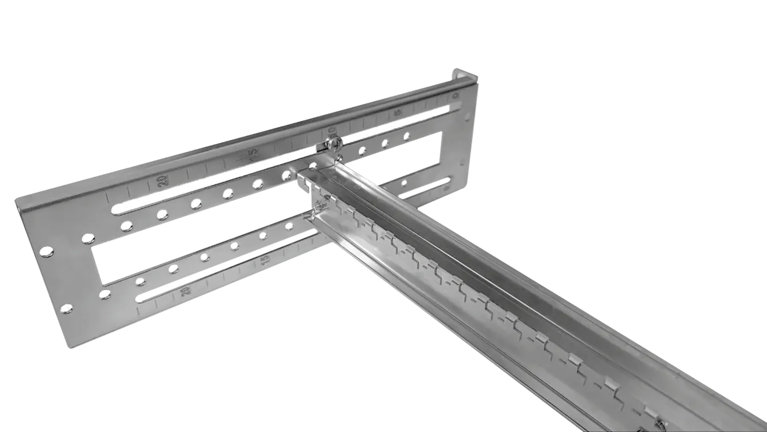 Панель 19" с DIN-рейкой регулируемая по глубине для установки коммутаторов