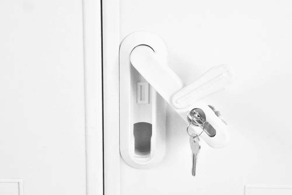 Электротехнический шкаф полиэстеровый IP44 (В800*Ш800*Г250) EP с двумя дверьми Электротехнический шкаф полиэстеровый IP44 (В800*Ш800*Г250) EP с двумя дверьми