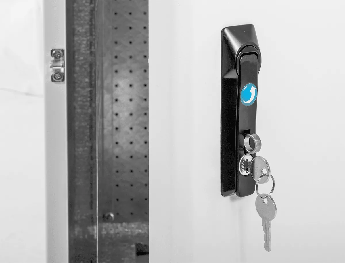 Шкаф уличный всепогодный настенный укомпл. 12U (Ш600 × Г300), нерж. сталь, комплектация Т1-IP54/55