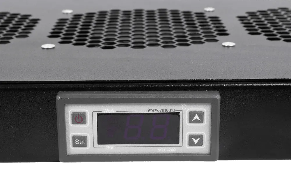 Модуль вентиляторный 19" 1U, 6 вентиляторов, регул. глубина 390-750 мм  с контроллером, чёрный