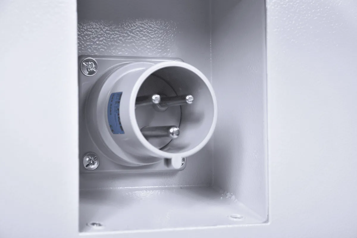 Шкаф всепогодный напольный укомплектованный 24U (Ш1000 × Г900) с эл. отсеком, комплектация Т1-IP55