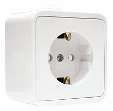 Прага Розетка 1-местная 16А с заземлением IP44 белая с защ. штор. EKF