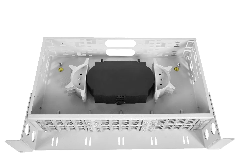 Оптический кросс (бокс) 19" с полкой (площадкой), 2U, до 48 портов Оптический кросс (бокс) 19" с полкой (площадкой), 2U, до 48 портов