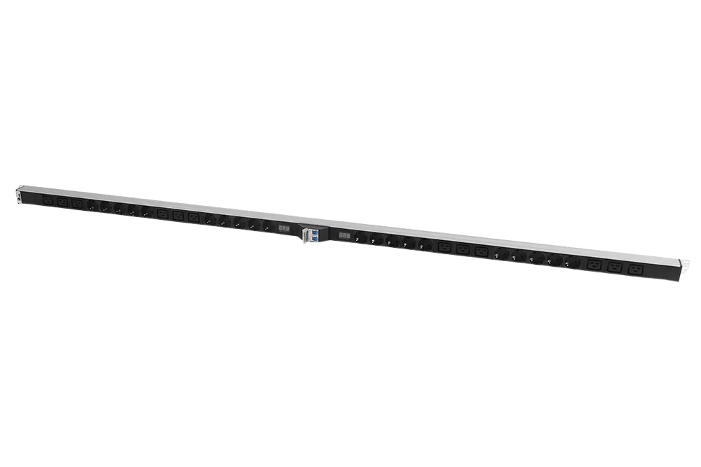 Верт. блок розеток Rem-32 на 2 конт. по 10 Schuko, 6 C19 с авт. и амп., 2×16A, алюм.,42-48U,колодка