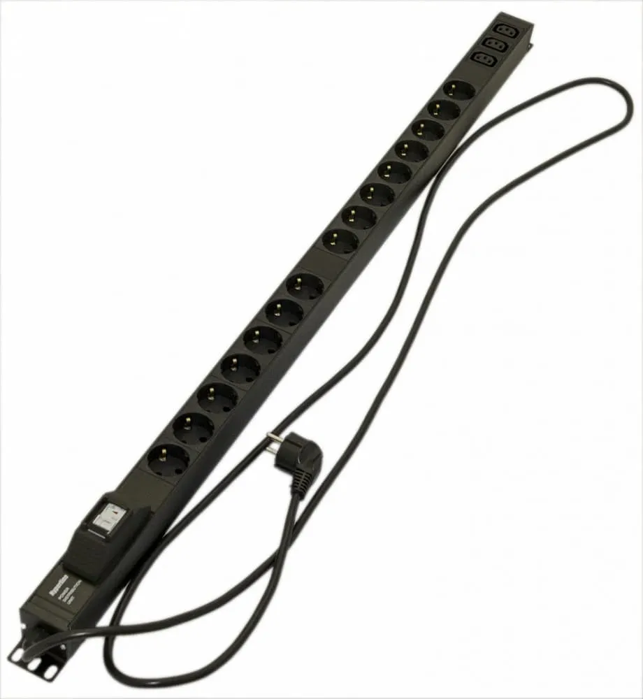 Hyperline SHE-15SH-3IEC-B-2.5EU Hyperline SHE-15SH-3IEC-B-2.5EU