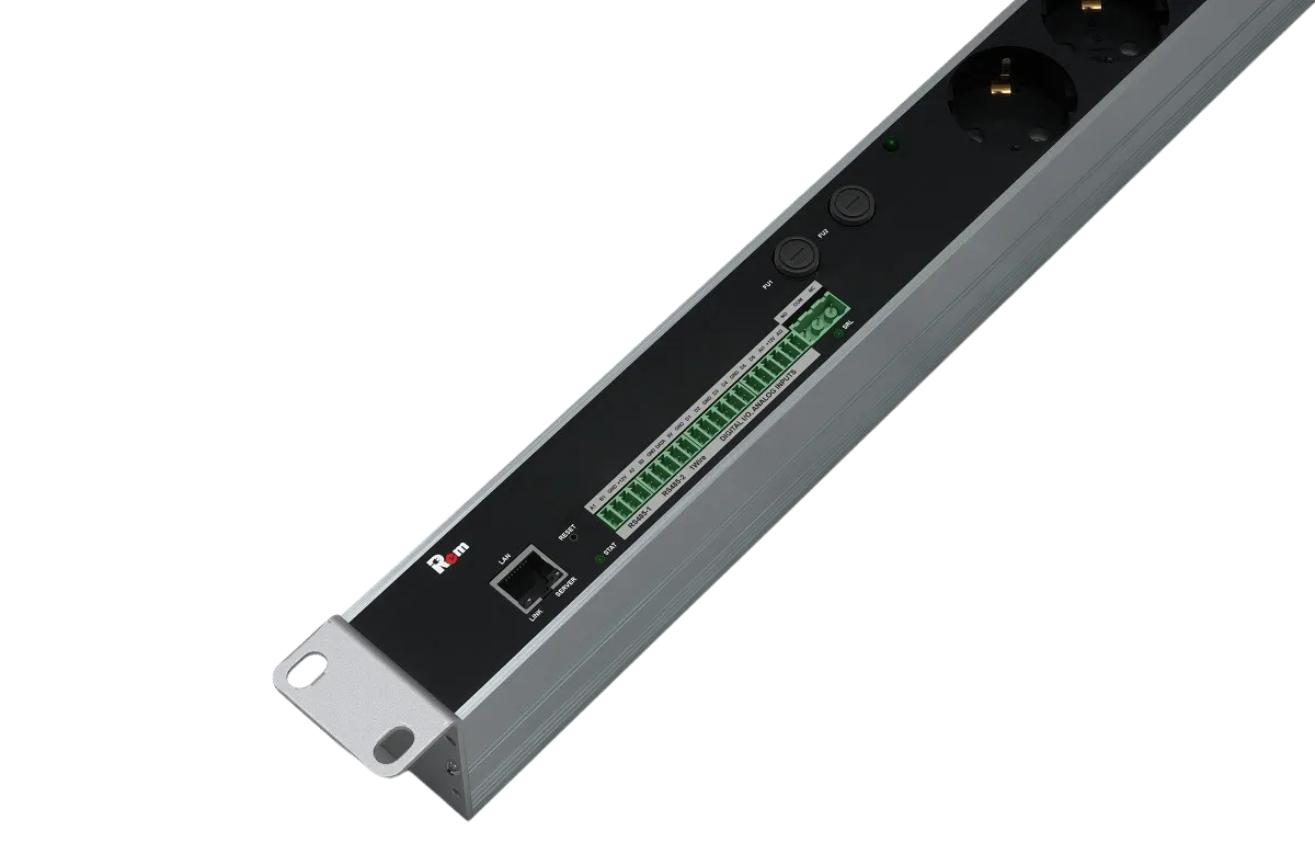 Упр. верт. блок розеток с монит. Rem-MC1 8х2 S, 32A, алюм., 42-48U, колодка