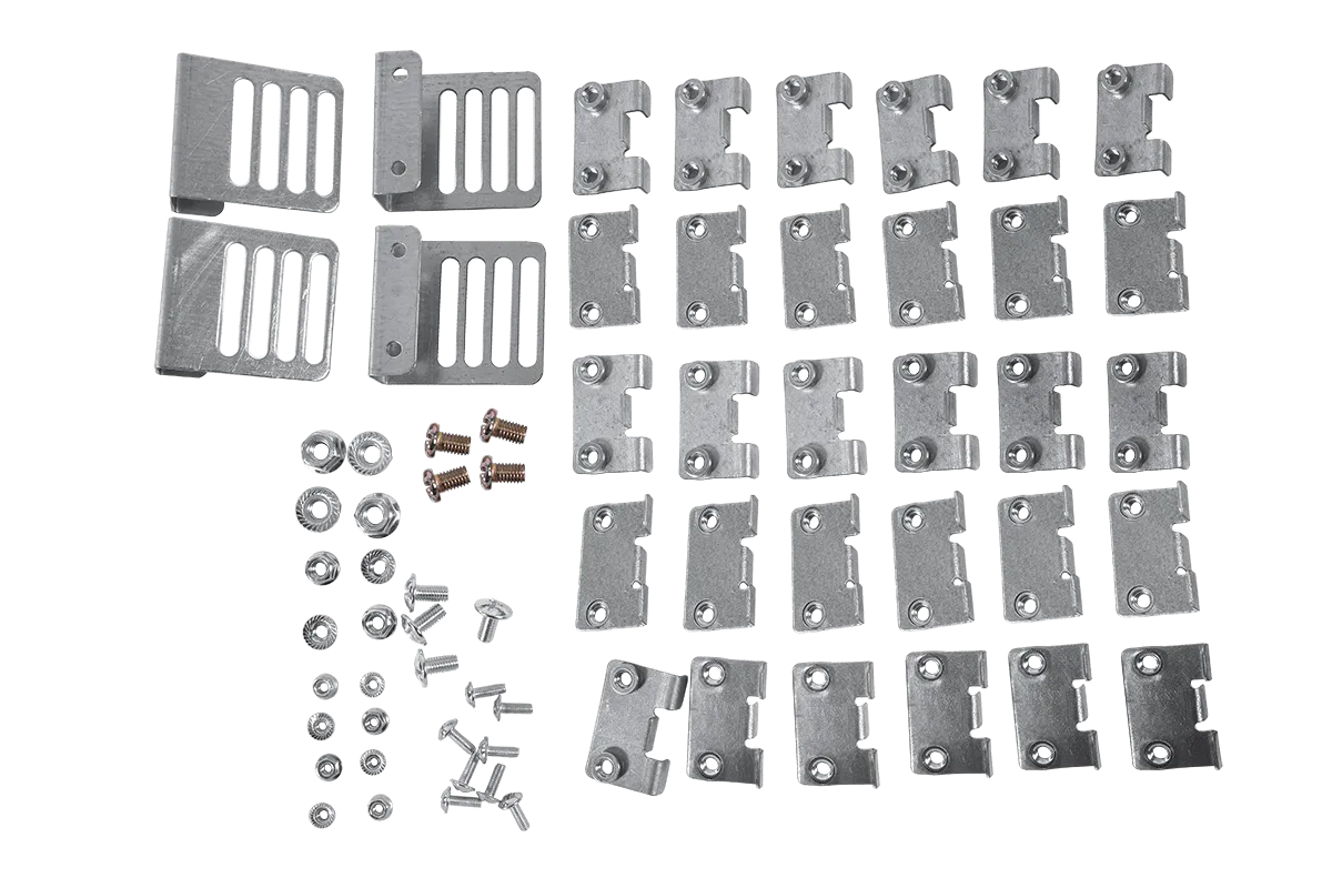 Комплект боковых монтажных панелей 19" (В800 × Г300) с уголками для крепления оборудования